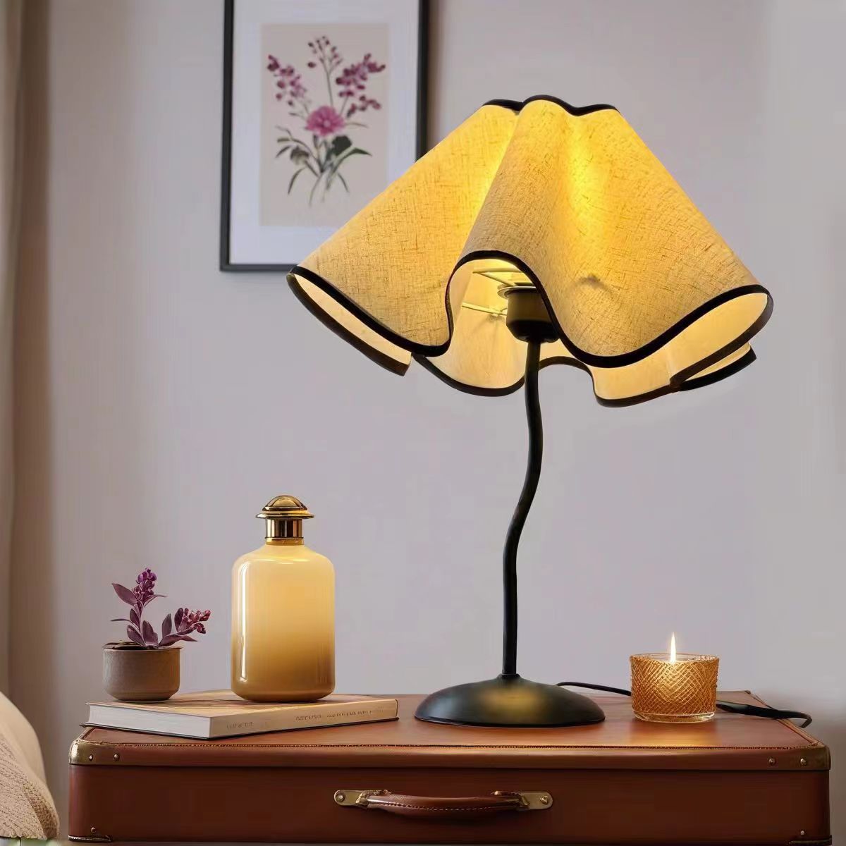 JOYIDEAVA Bedside Lamp, 3 Color Temperatures Petals Decorative Table Lamps